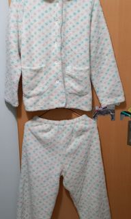 （分類：）位於 。 由 lucinaaaaa 提交（商品編號 1273104673，圖片 1）。簡介： 。