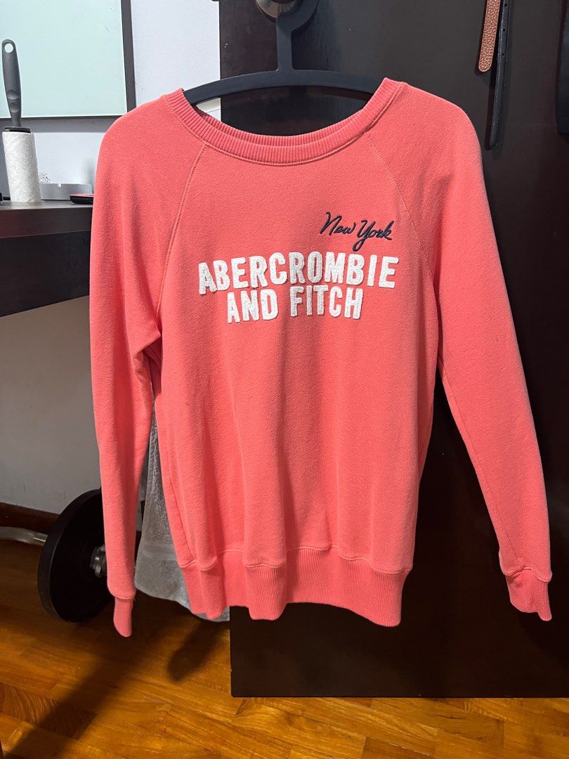 Red abercrombie sweater sale