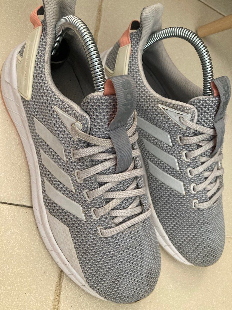 adidas cloudfoam Us women s size 7 24 cm