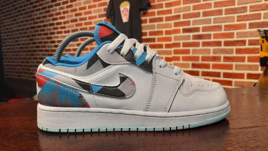 Jordan 1 deals retro low n7