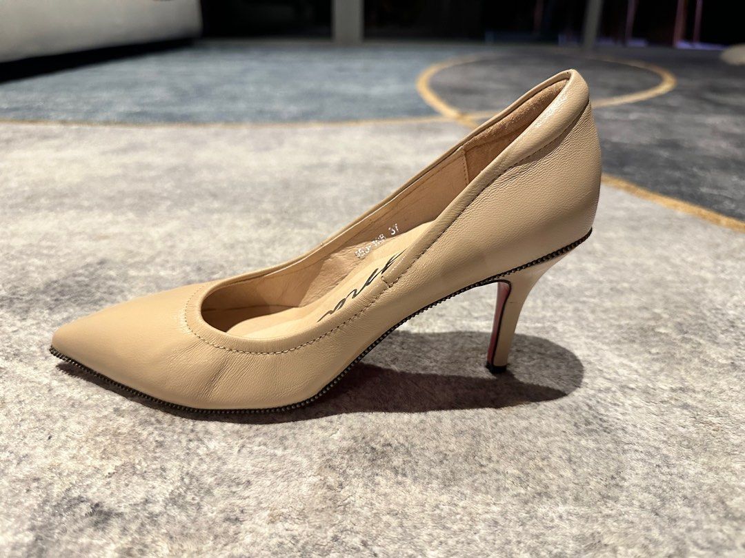 High heels cream color sales