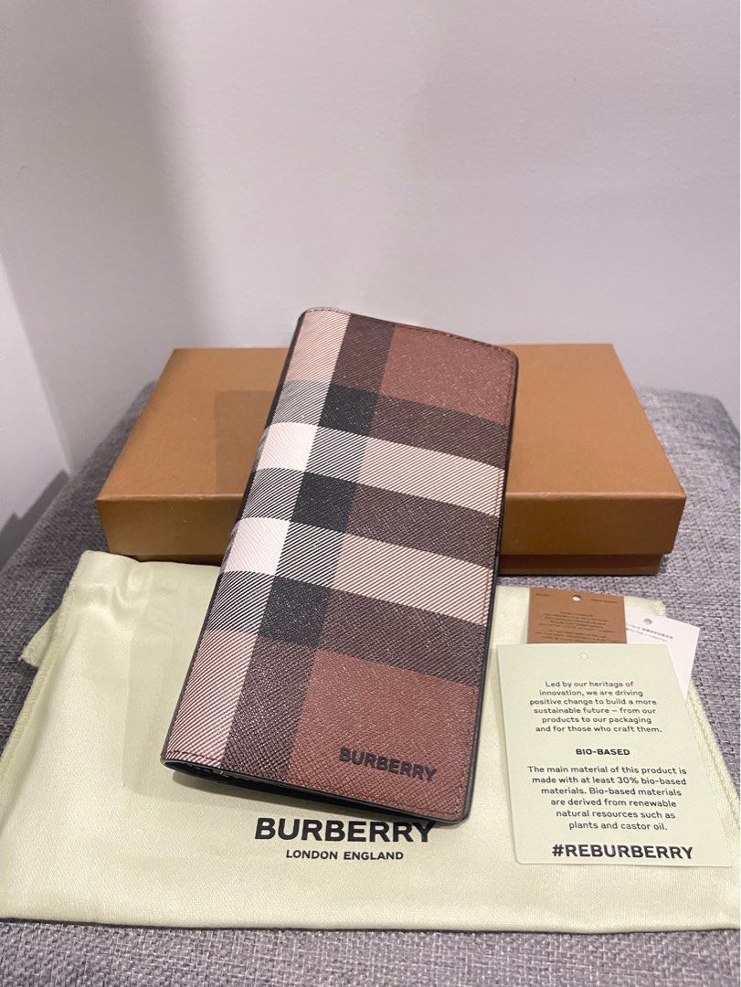 Burberry shop continental wallet