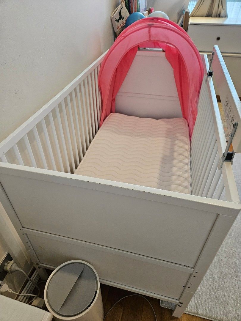 Free baby crib near outlet me
