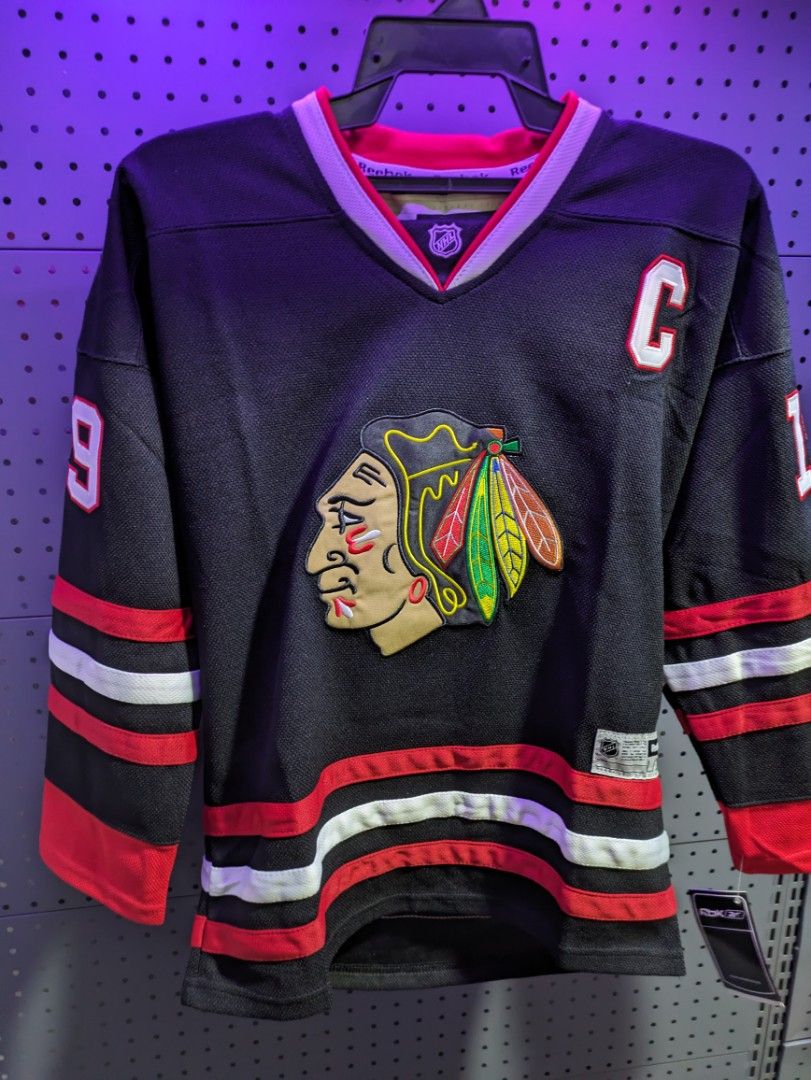 Blackhawks NHL Jesey Men s Fashion Activewear on Carousell
