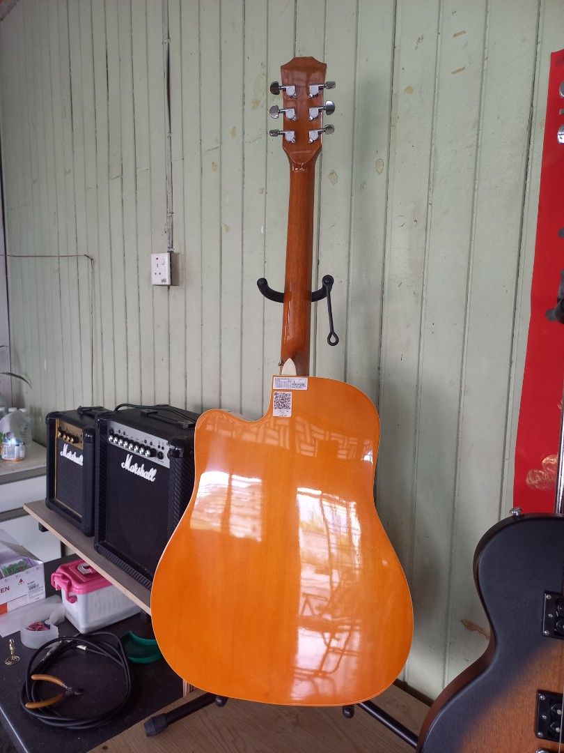 BLW Guitar SD410 ( Acoustic Guitar) Guitar Kapok, Hobbies & Toys, Music