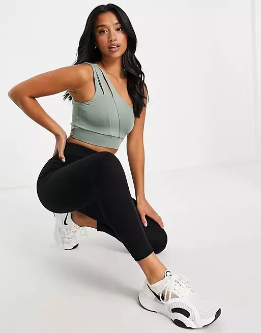 Cut out gym top store
