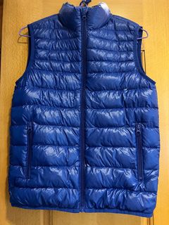 Bossini 超輕薄可摺合羽絨背心外套，Size: 15064246685468162110