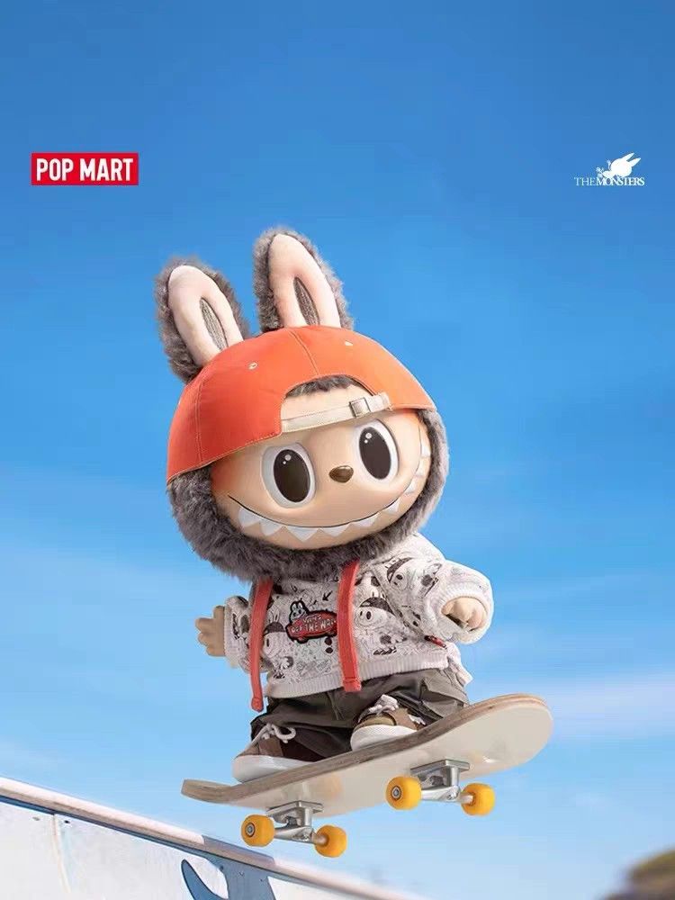 [BRAND NEW! POPMART] POPMART LABUBU THE MONSTERS OLD SCHOOL VANS OFF THE  WALL COLLABORATION EXCLUSIVE COLLECTOR'S EDITION FIGURINE 38CM