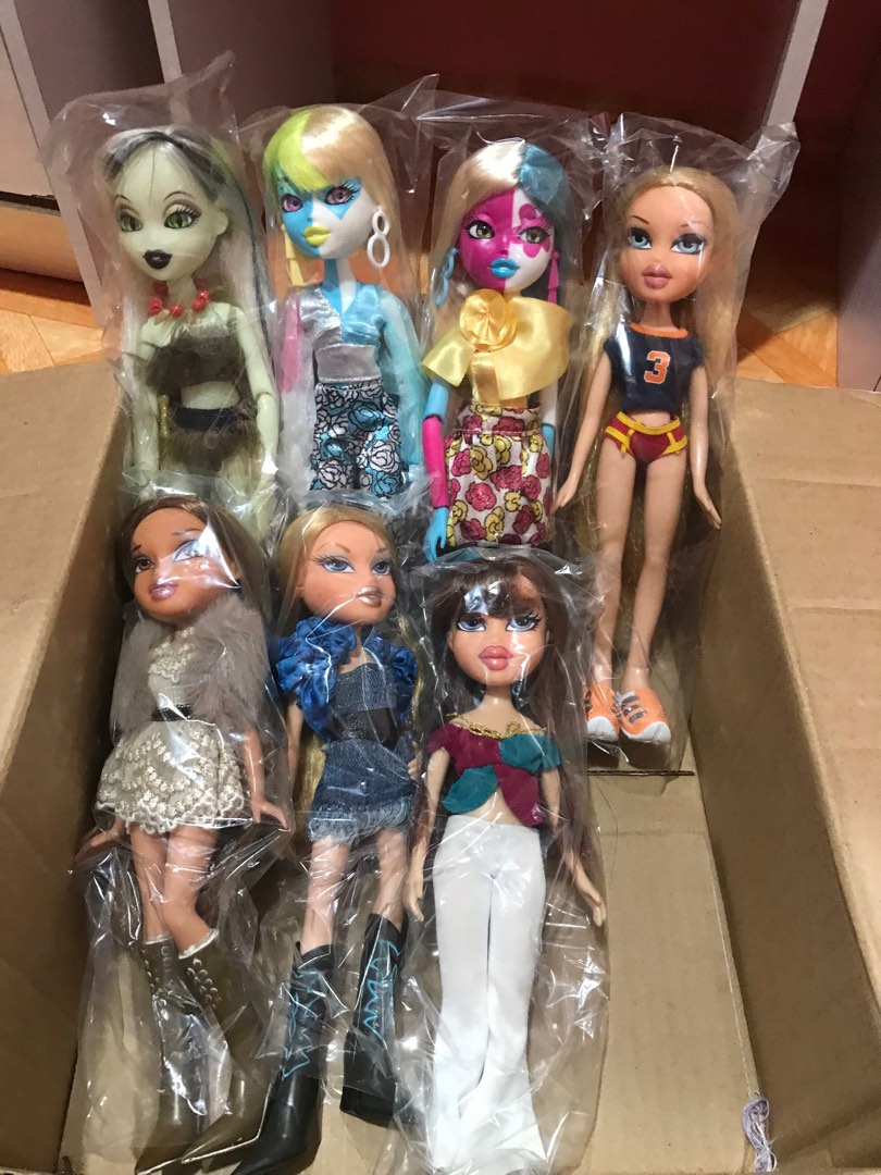 Bratz lot for sale, Hobbies & Toys, Toys & Games on Carousell