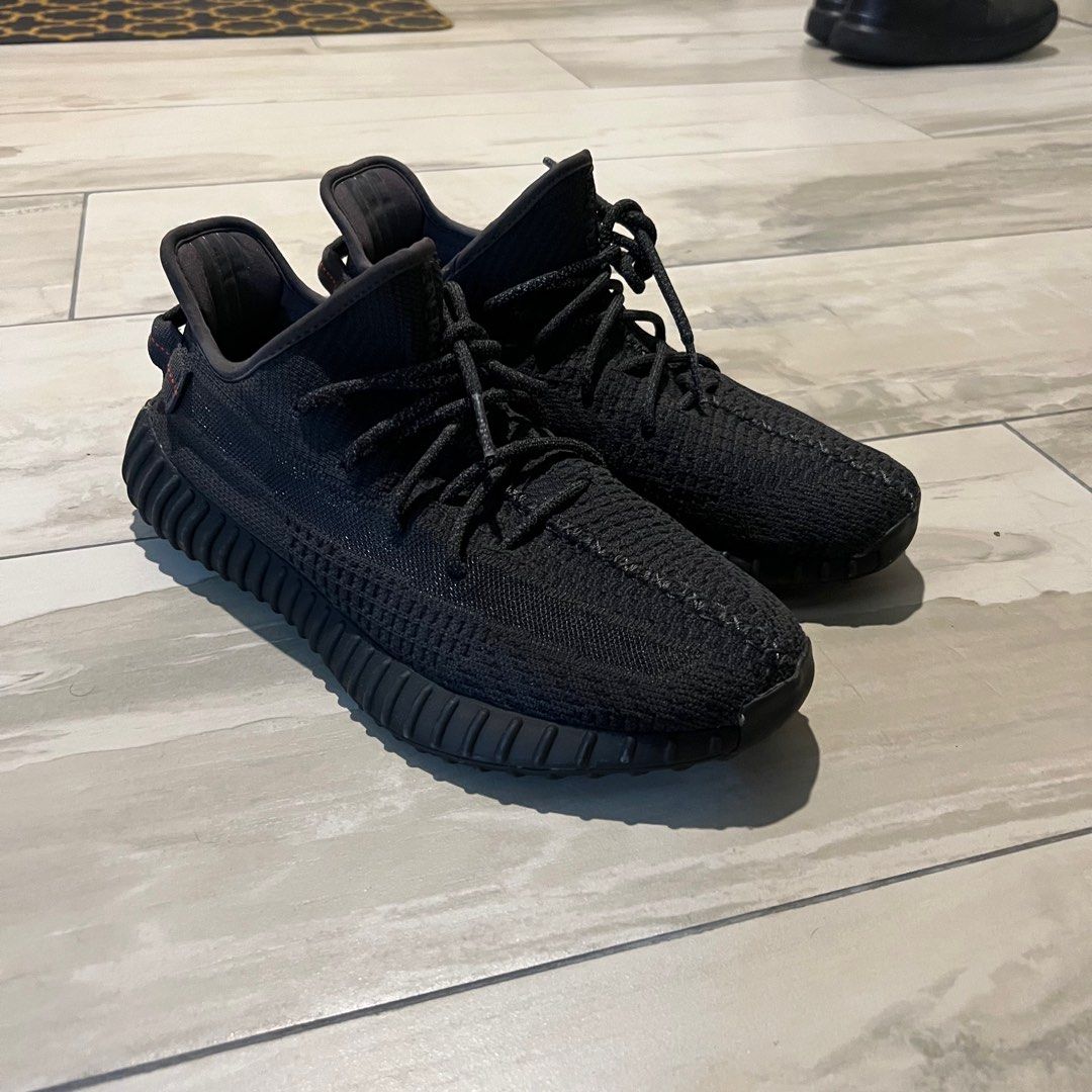 CAN NEGO Yeezy Boost 350 V2 Triple Black With box receipt
