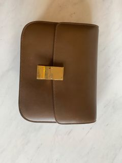 Celine box bag size cheap