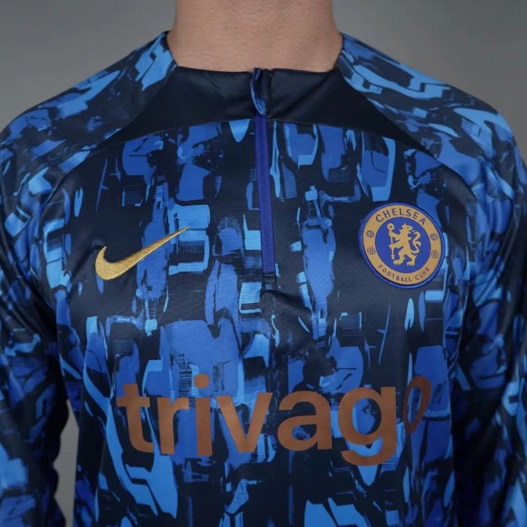 Chelsea tracksuit online 2019