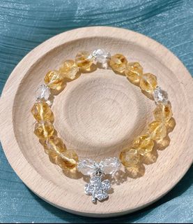 (Category: ) located in . Submitted by glitglamjewellery (Listing ID 1272982089, Image 1). Description: .