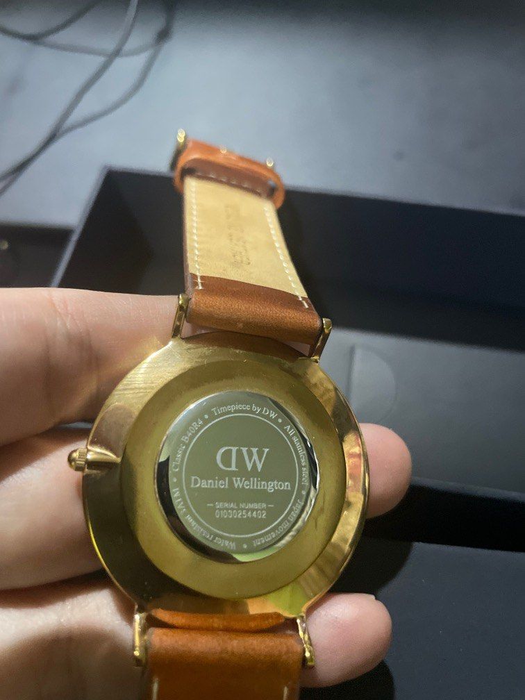 Daniel Wellington Watch 40mm 100 authentic Men s Fashion