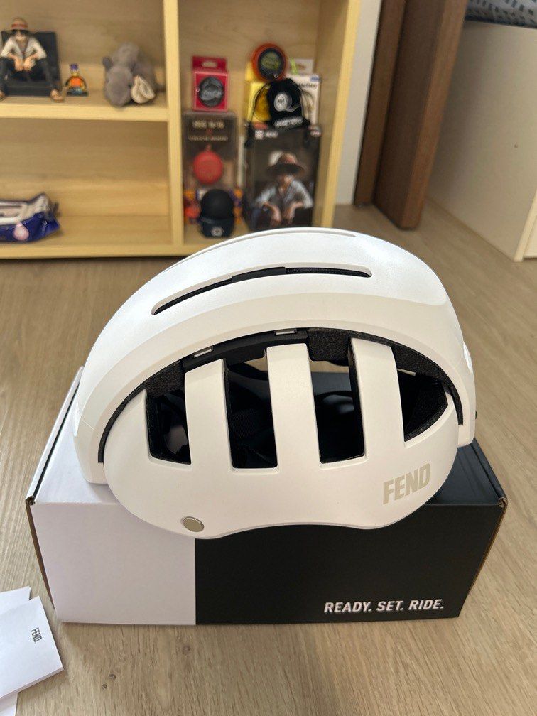 FEND SUPER Foldable Bike Helmet with lights, Sports Equipment