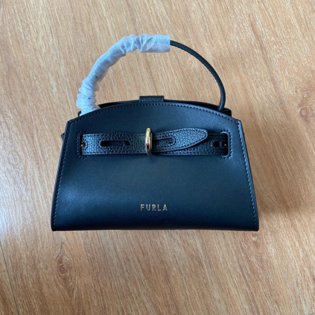 Furla margherita mini crossbody outlet
