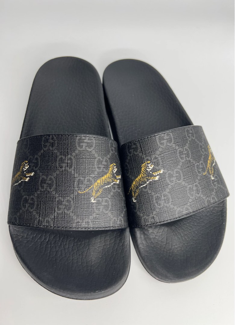 Gucci supreme tiger slides Men s Fashion Footwear Flipflops and