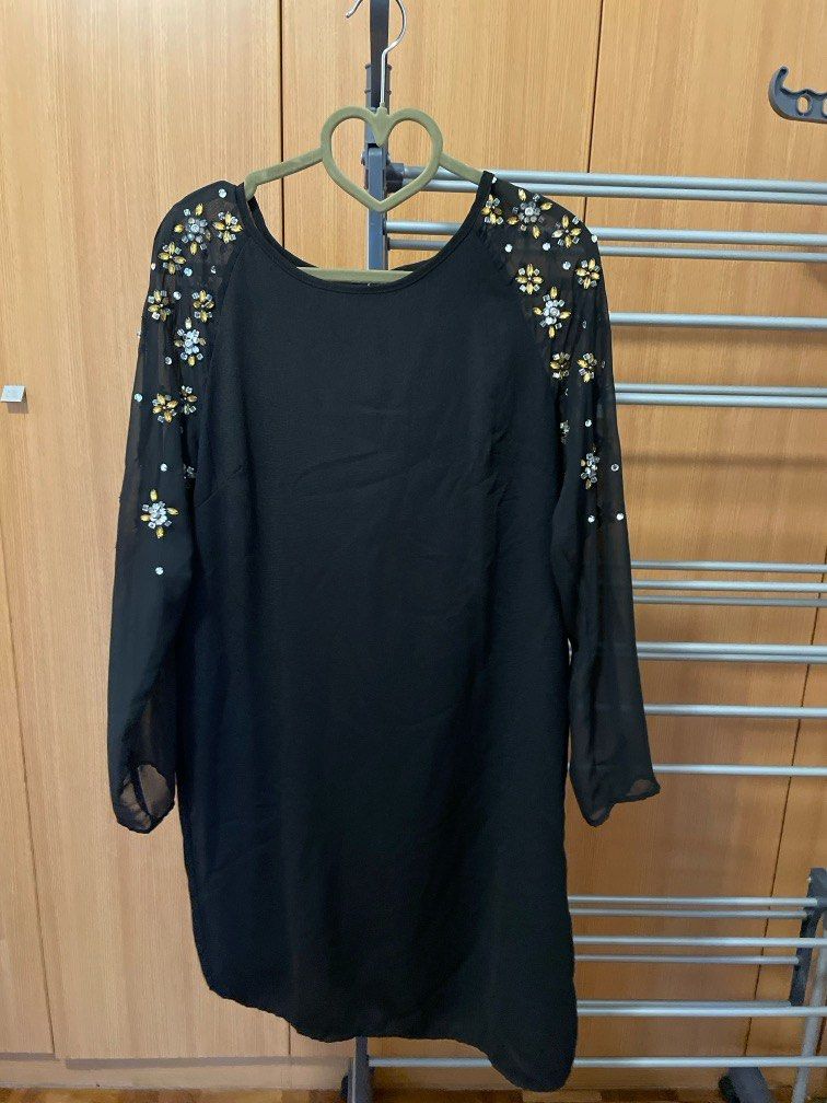 H&M Black party dress, Women's Fashion, Dresses & Sets, Dresses on Carousell