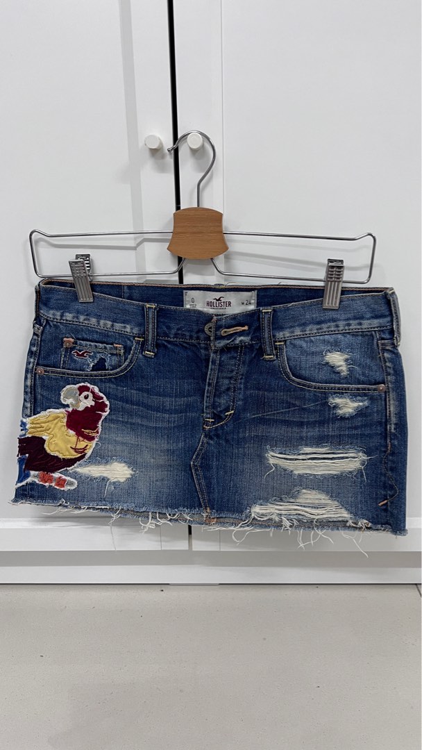 Denim hotsell skirt hollister
