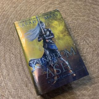 (Category: ) located in . Submitted by bookdeclutterings (Listing ID 1272931916, Image 1). Description: .