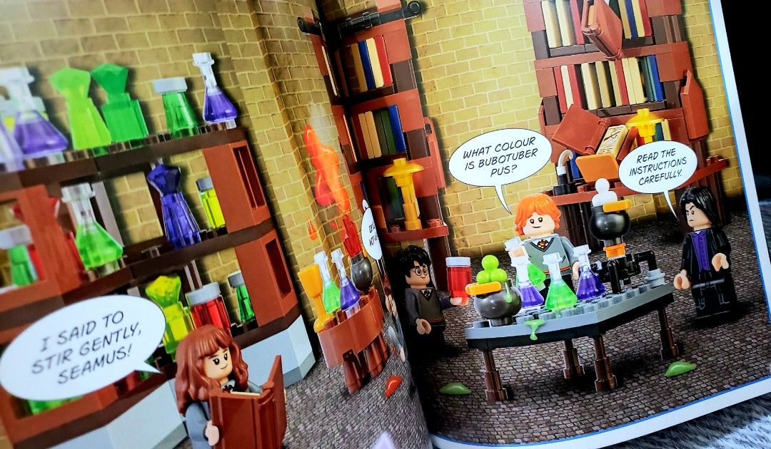 LEGO Harry Potter Build Your Own Adventure [Book]
