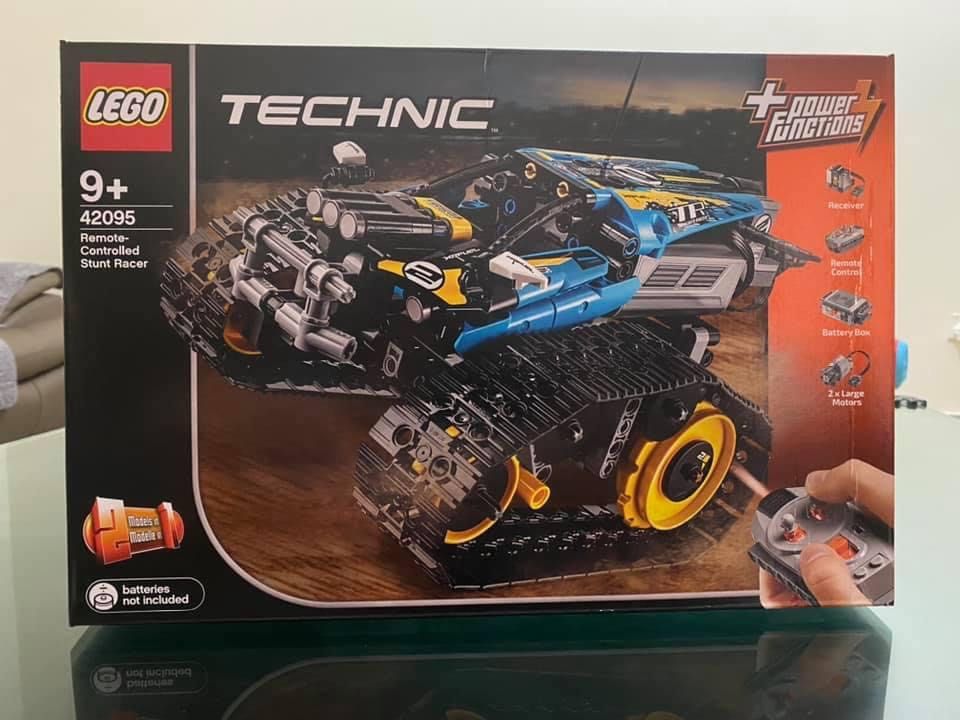 Lego Technic Remote Controlled Car 42095, Hobbies & Toys, Toys & Games