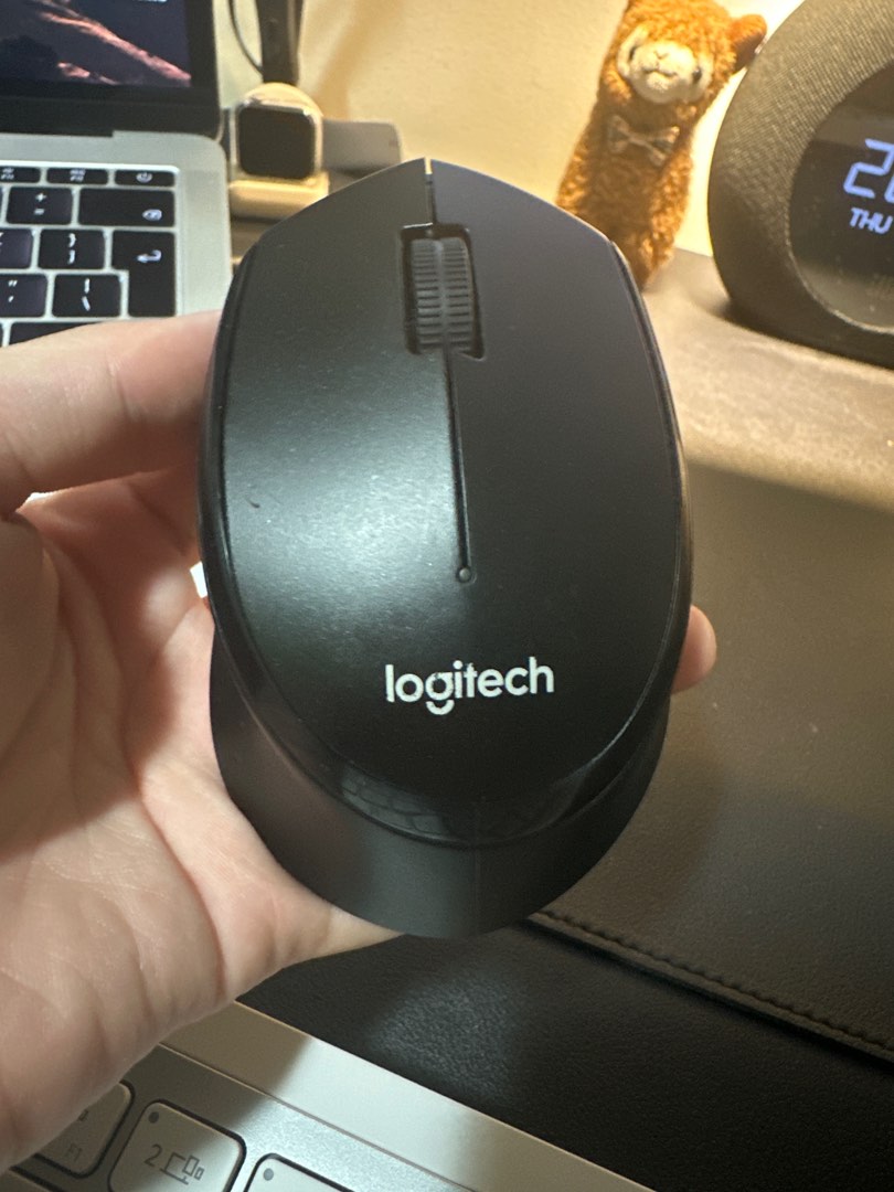 Logitech wireless silent mouse M330, Computers & Tech, Parts ...