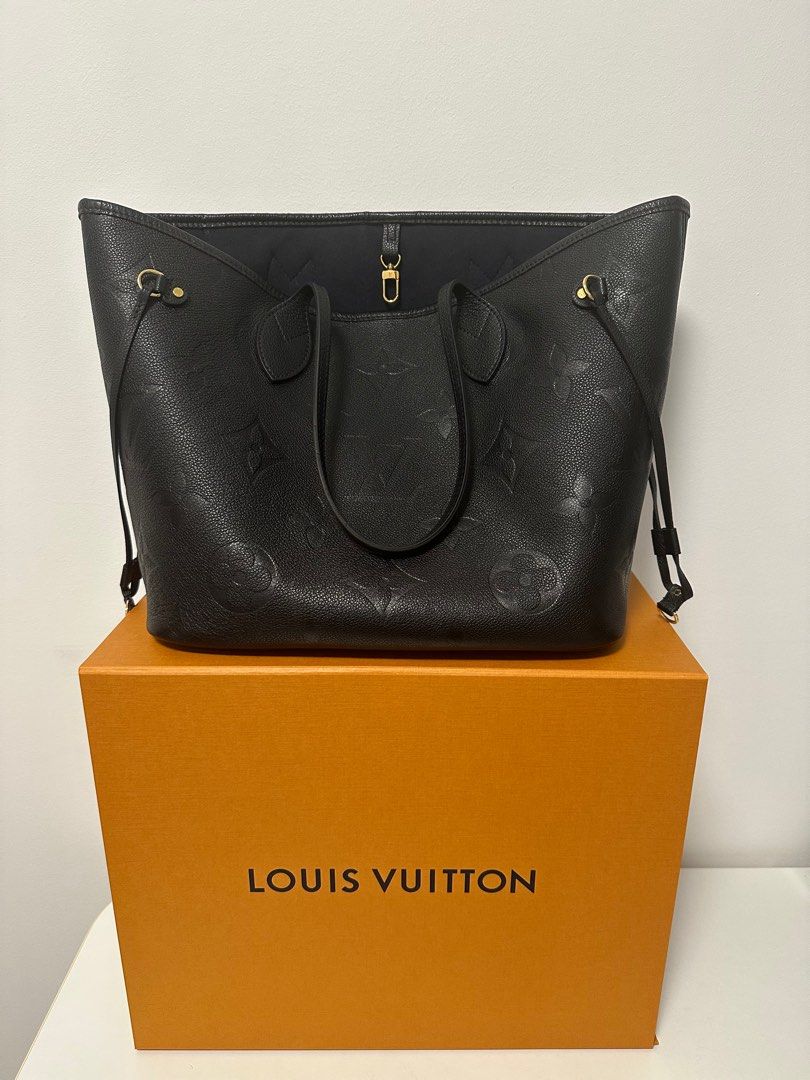 Louis vuitton neverfull gm black top