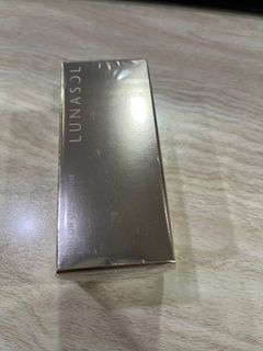 （分類：）位於 。 由 lemonade_sweet 提交（商品編號 1272974562，圖片 1）。簡介： 。