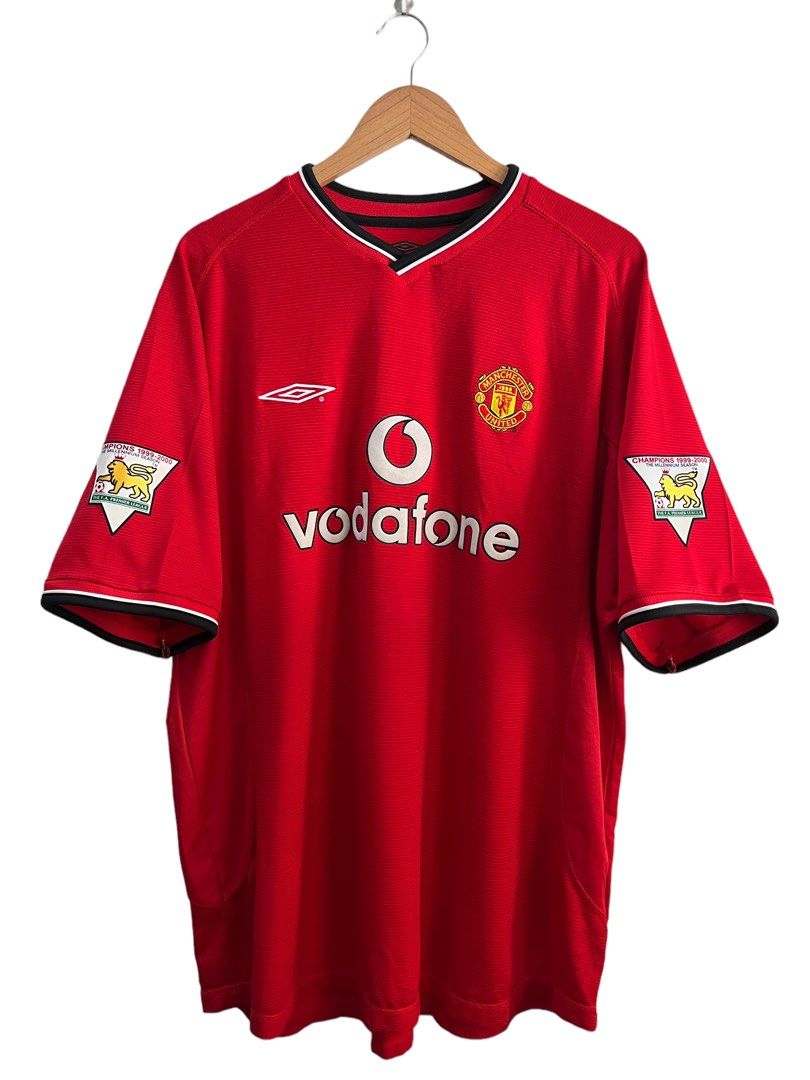 Manchester united 2000 shirt sales