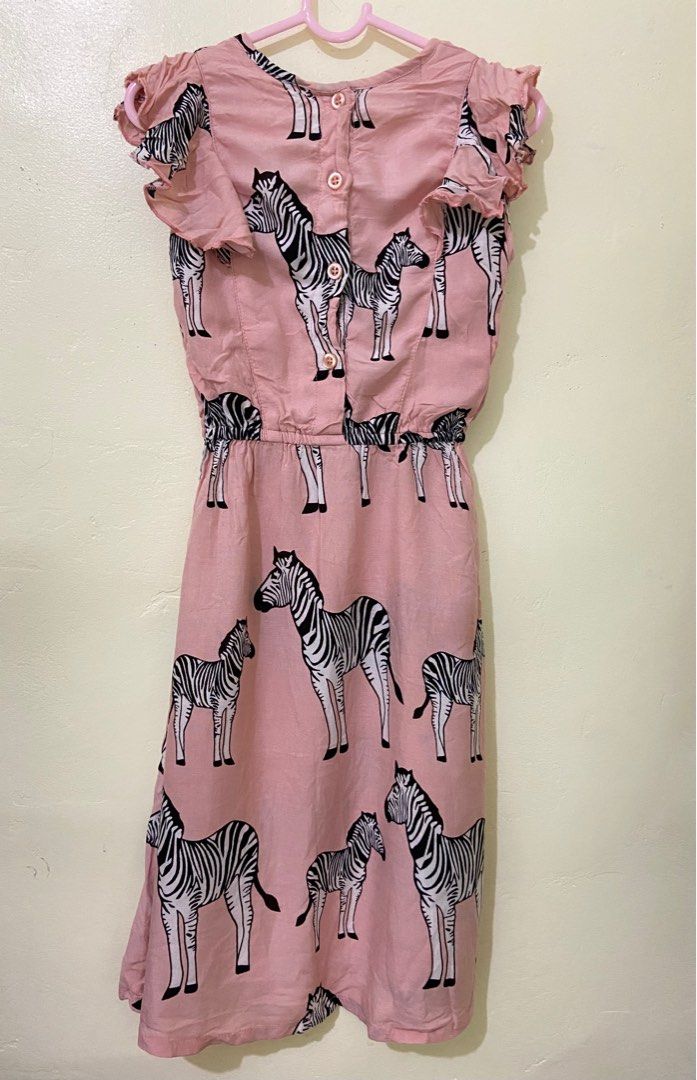 Matalan zebra dress (Category: Babies & Kids Fashion) located in Manila. Submitted by sofiamaxclothing (Listing ID 1273082910, Image 1). Description: Once pa lang nagamit Size 4 on tag.