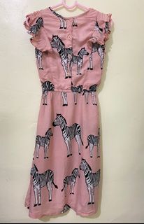 (Category: ) located in . Submitted by sofiamaxclothing (Listing ID 1273082910, Image 1). Description: .