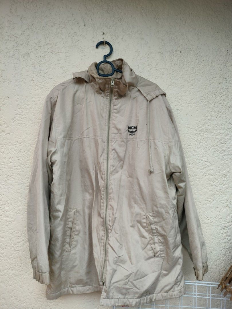 Vintage MCM Mens Jacket Parka (Category: Coats, Jackets and Outerwear) located in Quezon City. Submitted by big_chungus (Listing ID 1273051270, Image 1). Description: packable hood Size M fits M 23x31 pinhole.