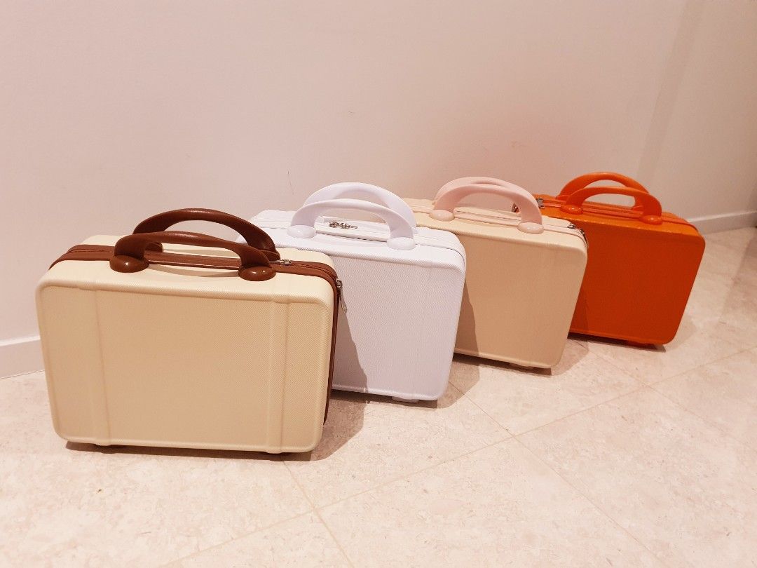 Weekend bag gift hotsell set