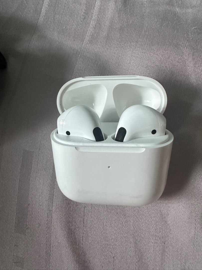 Modes Brand Wireless Bluetooth Earpiece Audio Earphones on Carousell