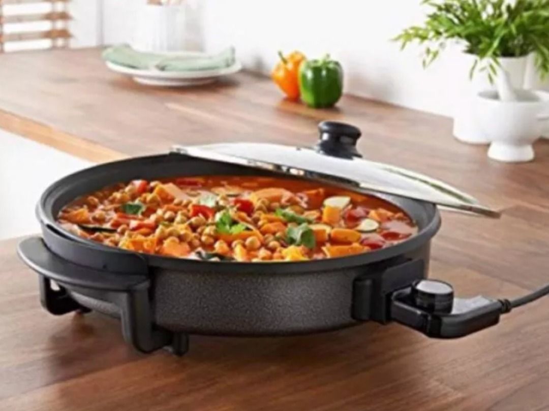 Multifunctional Cooker (Category: Cookware & Accessories) located in Manila. Submitted by a.solo (Listing ID 1272995775, Image 3). Description: Please bear with me when I do not reply to your queries right away. I also have a full-time job and am on call. But I will make sure to answer your queries as soon as I can. I can send the actual photo if requested. Please do not offer lower price unless the item is negotiable. Thank you. .