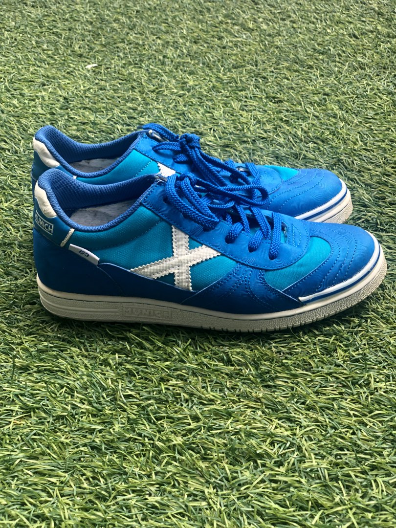 Munich g3 futsal Men s Fashion Footwear Sneakers on Carousell