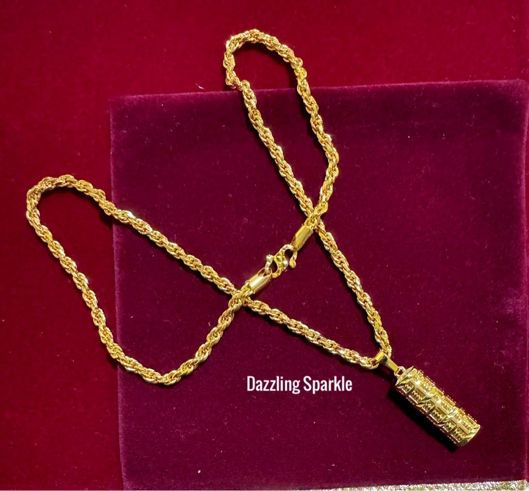 Quality gold hotsell necklaces