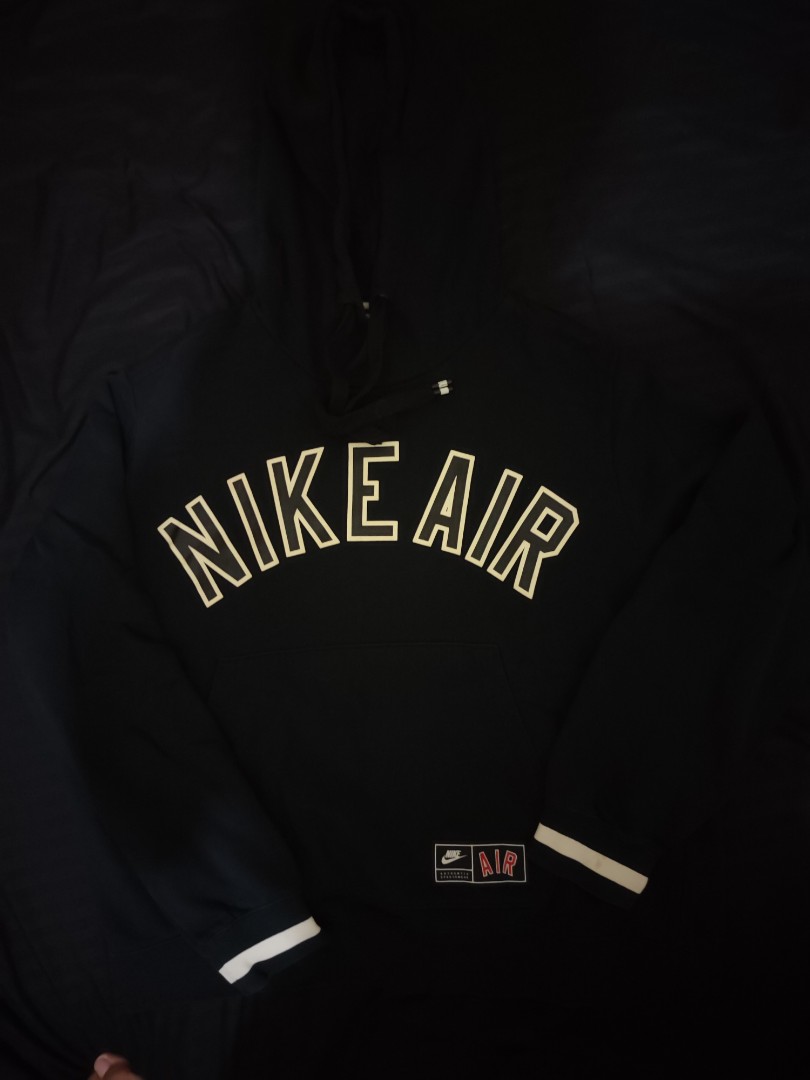 Nike Air, Men's Fashion, Coats, Jackets and Outerwear on Carousell