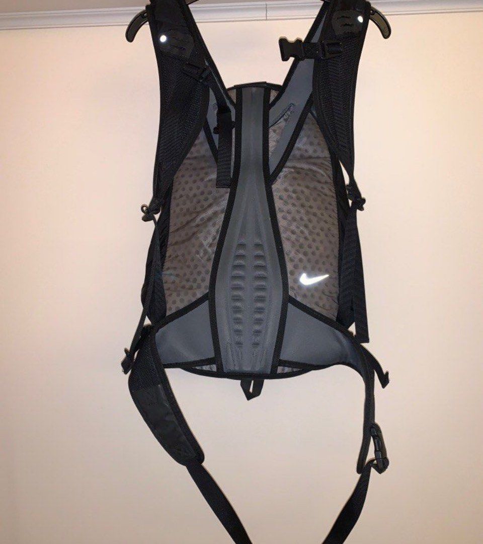 Nike cheyenne vapor 2 running backpack 2025