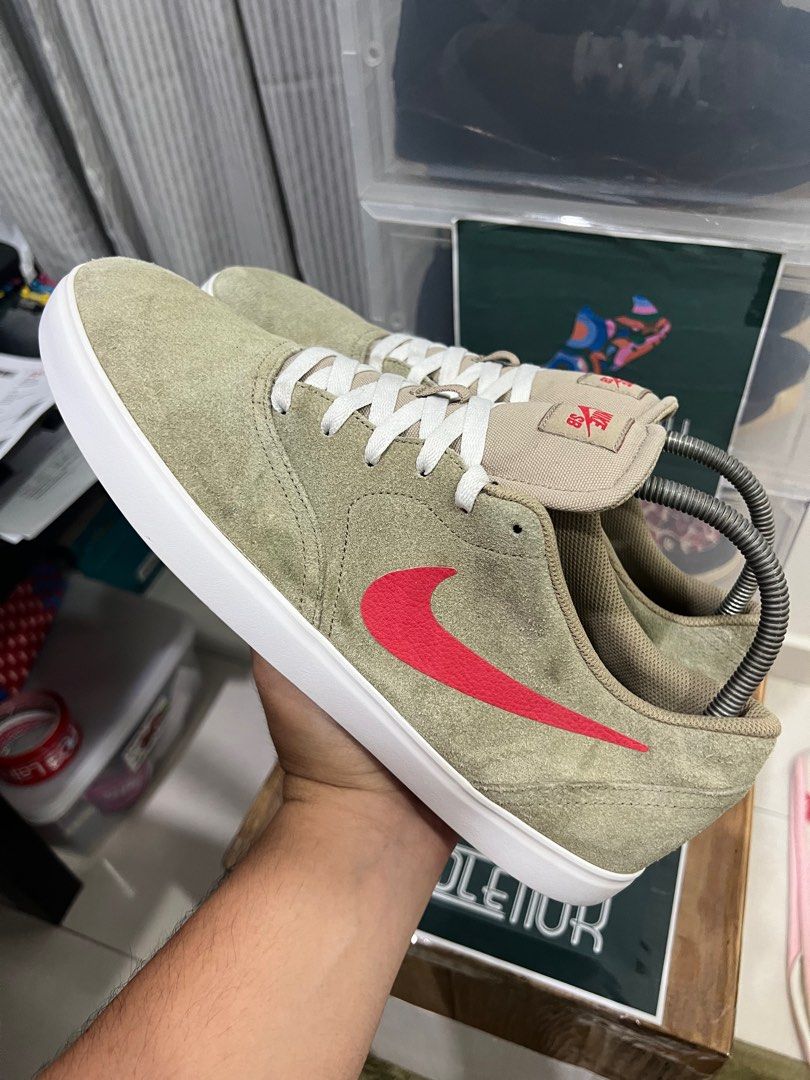 Nike sb check beige sale