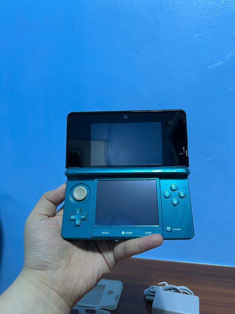 Nintendo Old Regular 3DS Cyan Blue (Cfw w/32gb MMC, Ready to Use