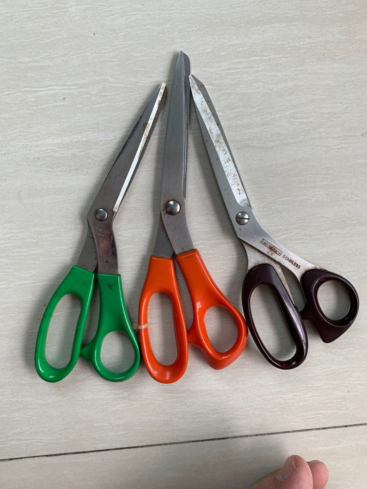 Old rusty Scissors, Everything Else on Carousell