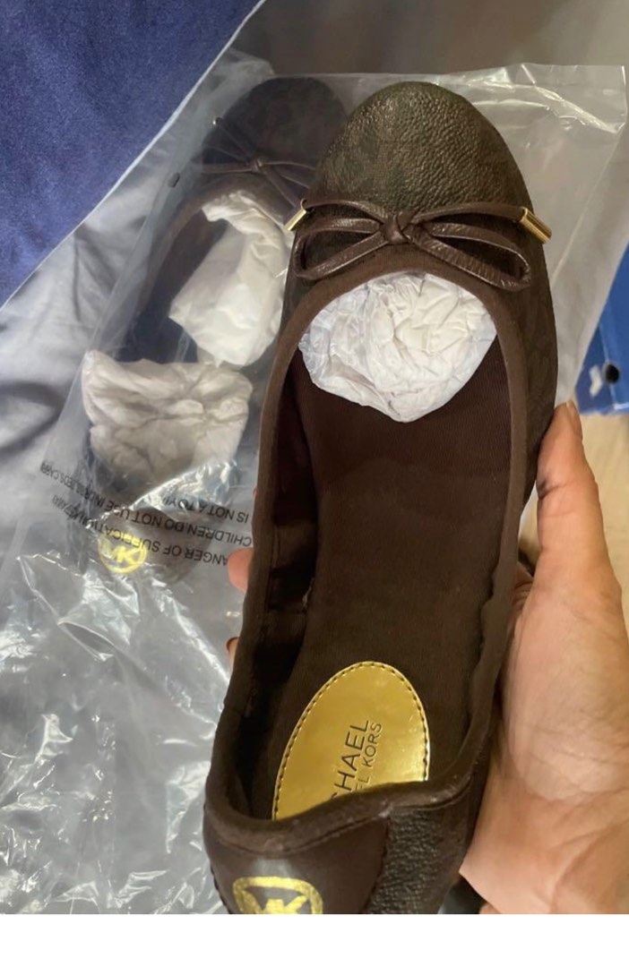 michael kors doll shoes price