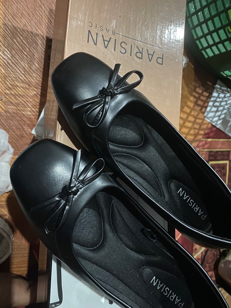 Parisian basic shoes clearance