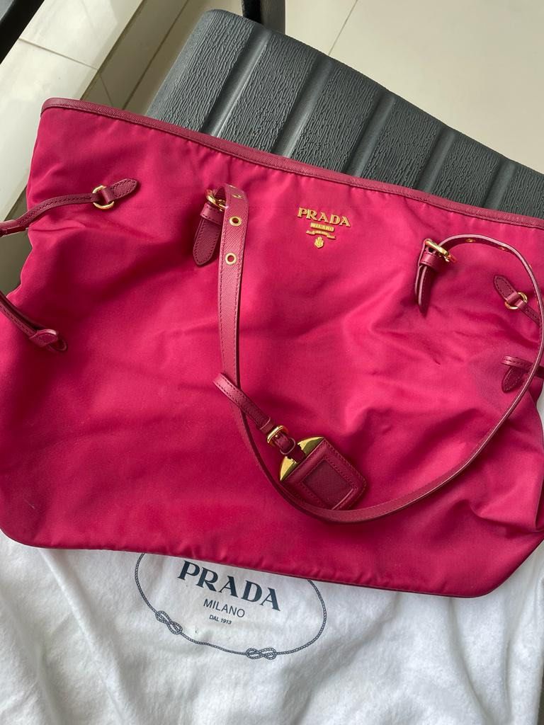 Pink Harga Prada Nylon Bag Prada Pink Tote Bag, Barang Mewah, Tas