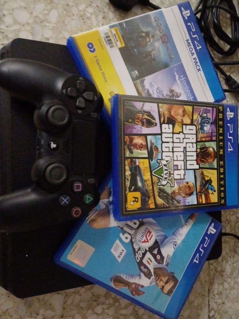 Ps4 slim mega hot sale pack gta 5