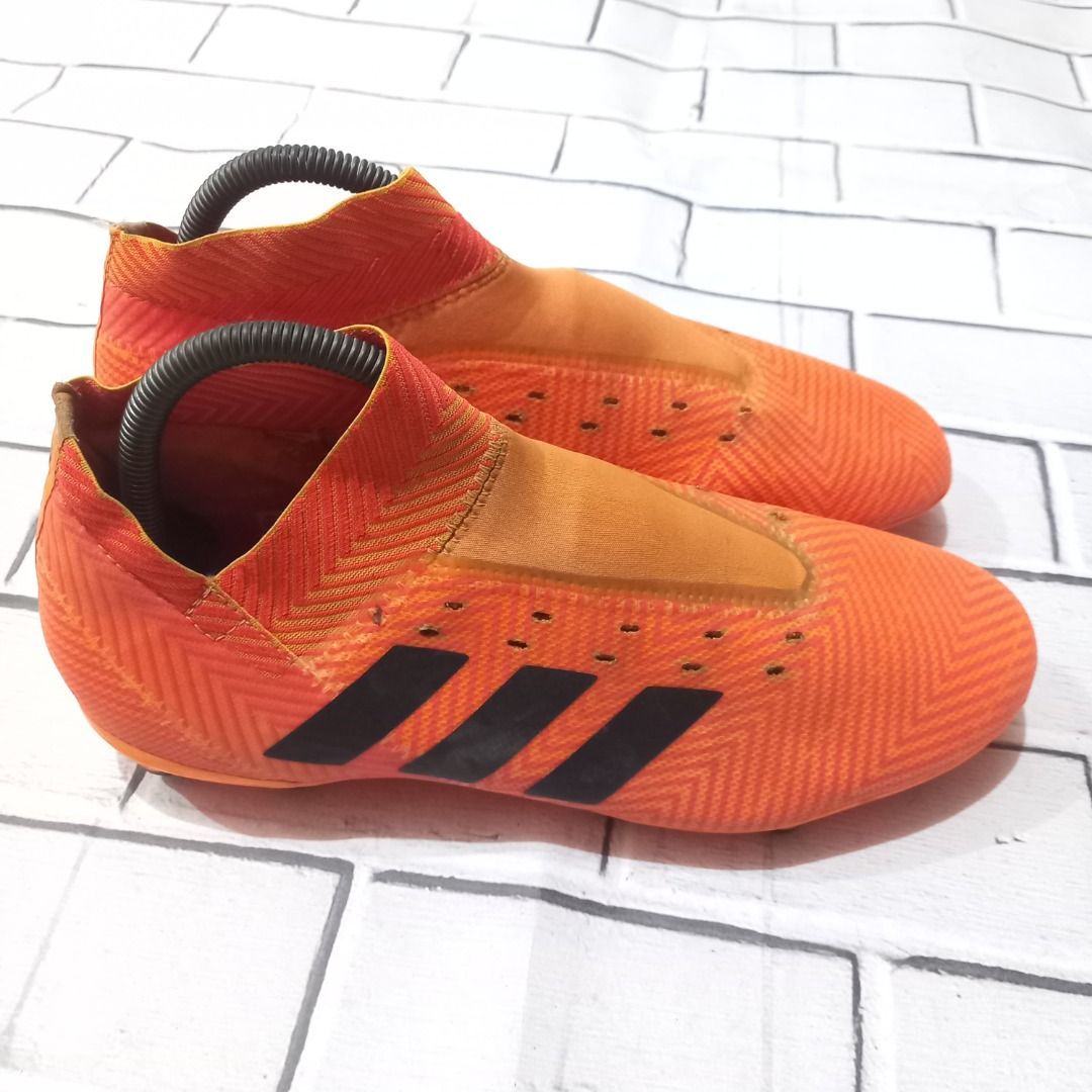 Sepatu Bola Adidas Nemeziz 18.3 Fg M DA9590 football boots orange orange size 42 5
