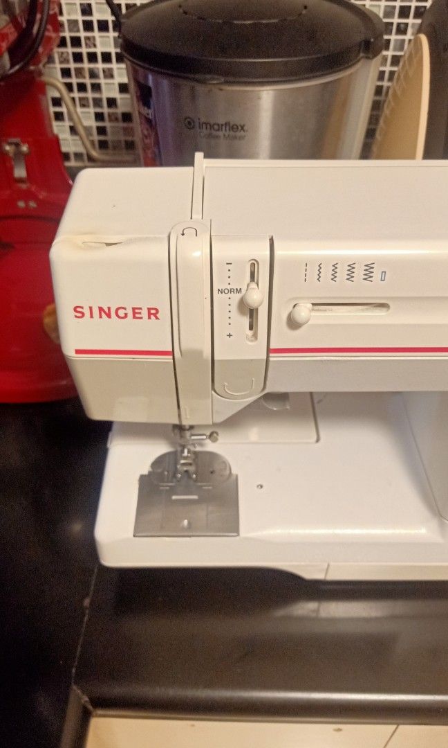 Sewing Machine (Category: Other Home Furniture) located in Bulacan. Submitted by mysticdeer.6d7f47 (Listing ID 1272978056, Image 2). Description: Sewing Machine Singer Brand Metal Base Frame 110v Heavy Duty.