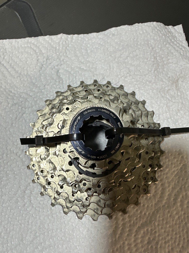 Cassette Shimano Ultegra R8000 11 Vitesses – Pignons 11-32 Dents (11-12-13-14-16-18-20-22-25-28-32)